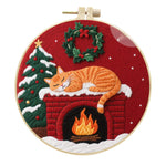 Cat Embroidery DIY Kit – Handmade Fabric Art Material Package for Creative Needlework & Cute Home Décor Projects